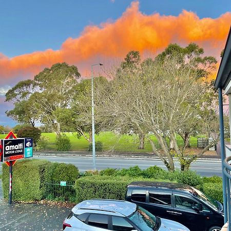 Amalfi Motor Lodge Christchurch Exterior photo