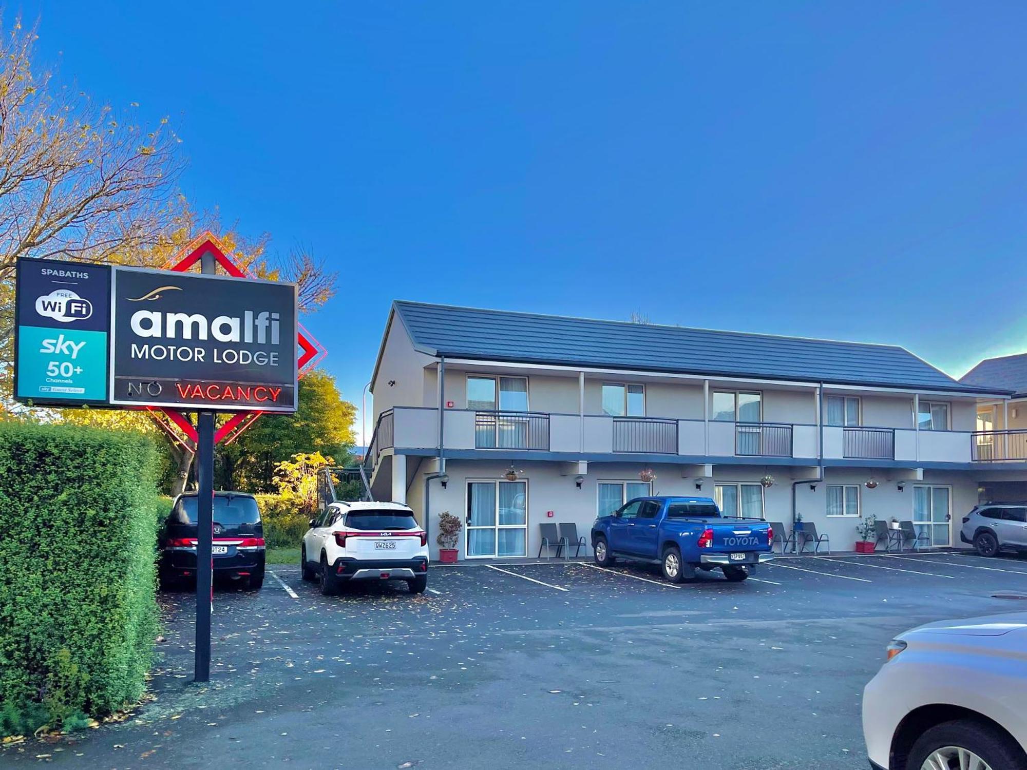 Amalfi Motor Lodge Christchurch Exterior photo